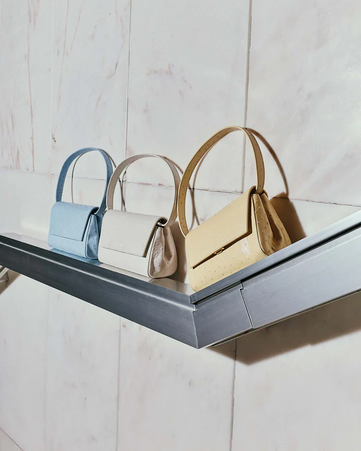 Ikon Clutch - ostrich ice blue - Image 5