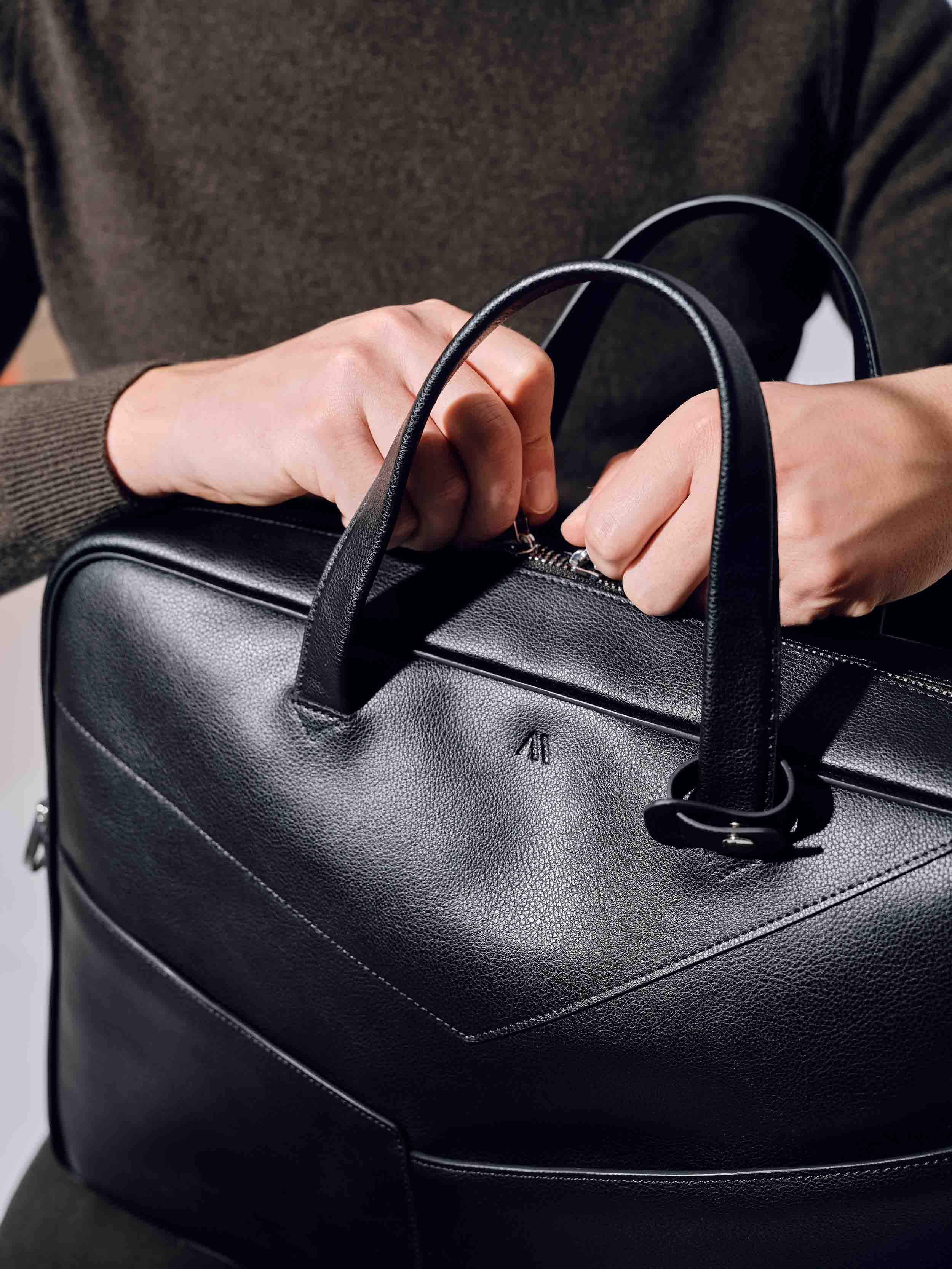 Men's Bowler - grain black - travel edition - Image 5