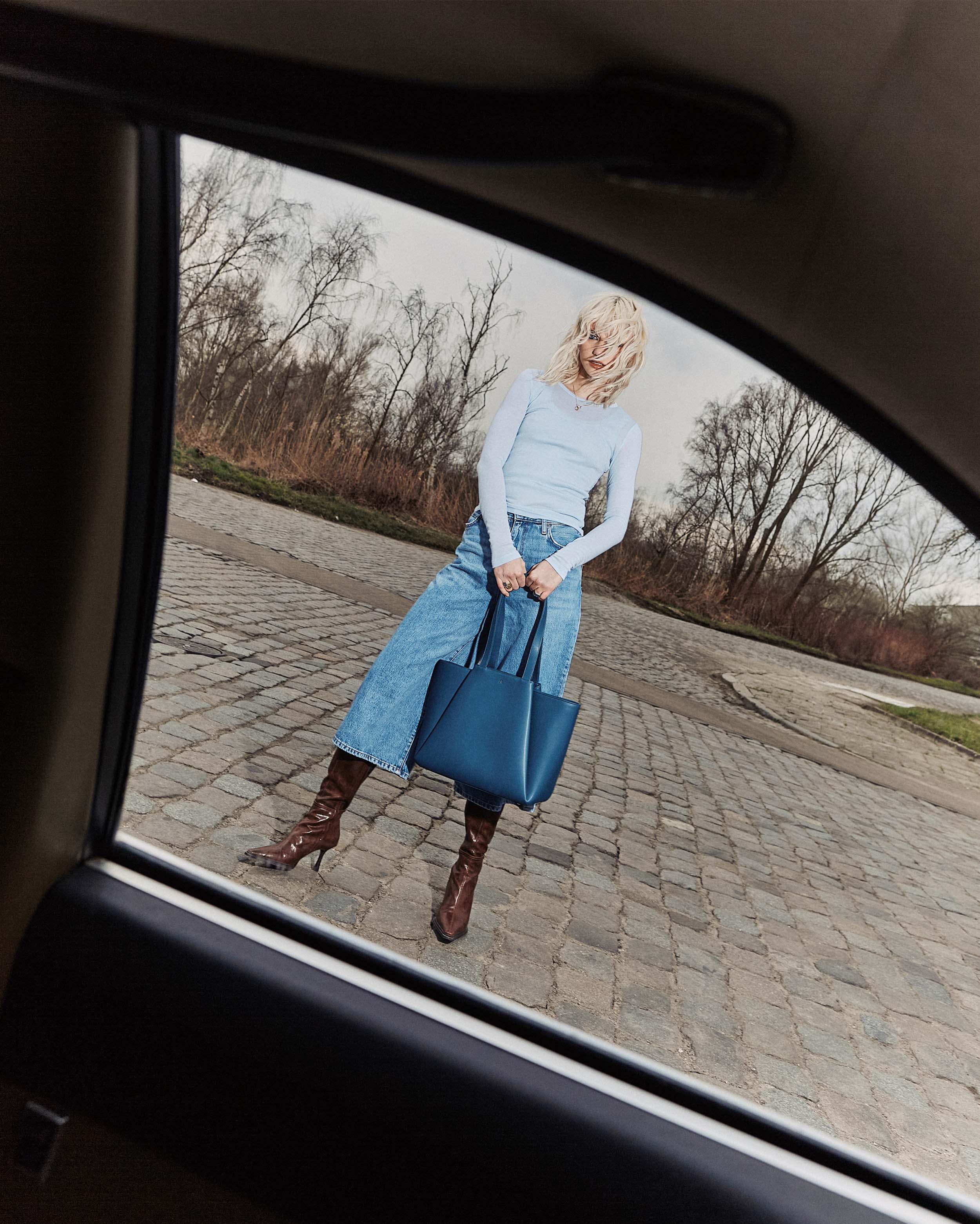 Midi Pyramid - teal blue - Image 5