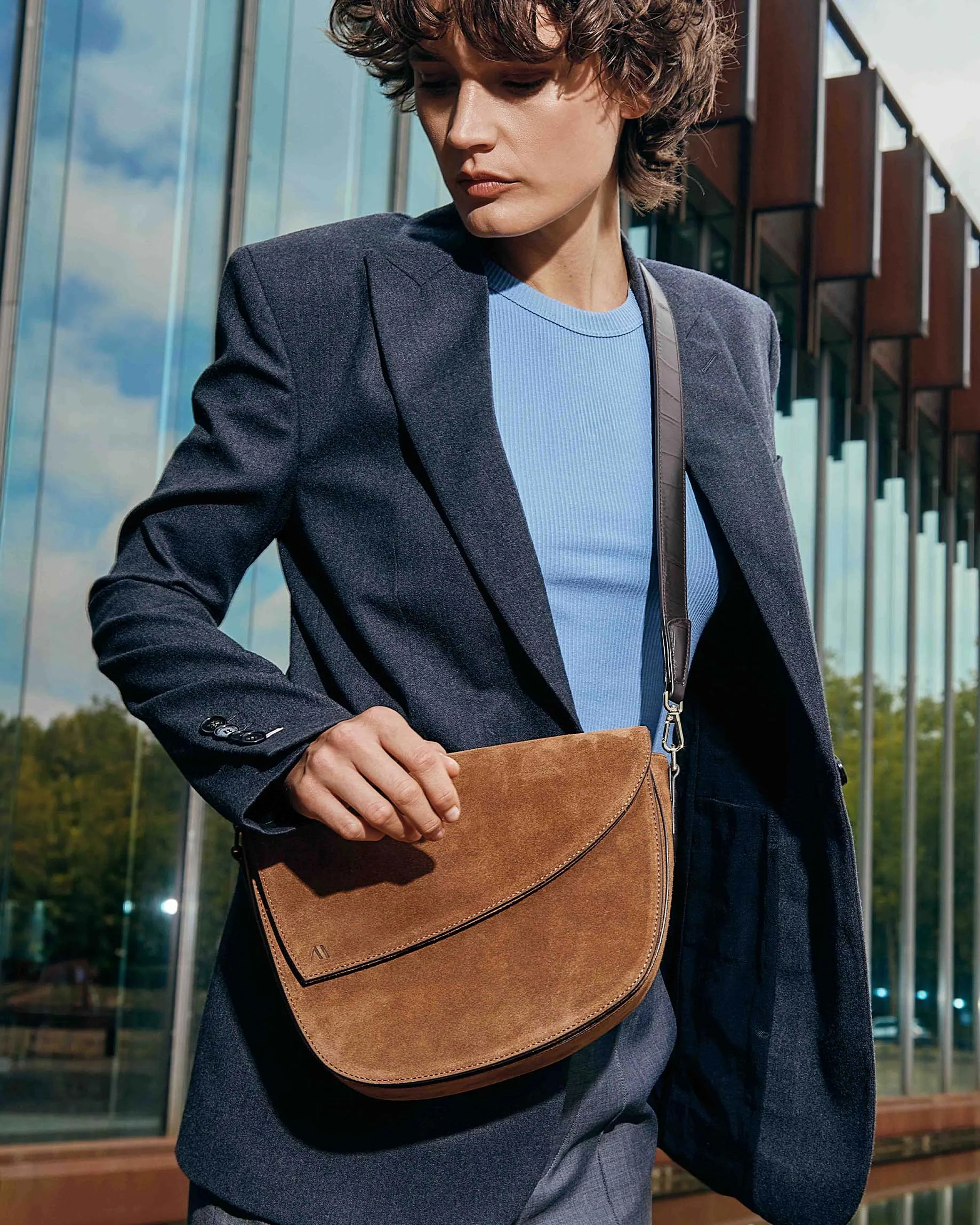 Rebel Saddle Bag - suede cognac - Image 4